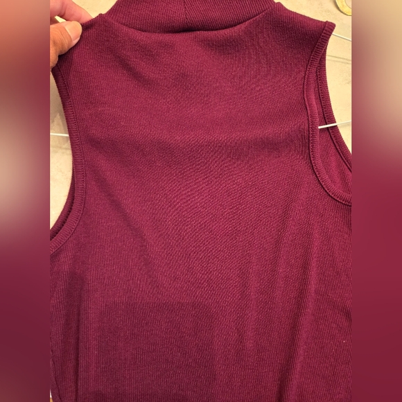 Cute, purple mock turtle neck crop top. Size small. Great shape. - Picture 4 of 4